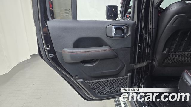 Jeep Gladiator (JT) 3.6 Rubicon 2021 — фото 25