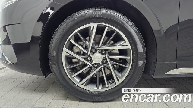 Hyundai Grandeur (IG) 3.0 LPi Rent Car Modern 2022 — фото 5