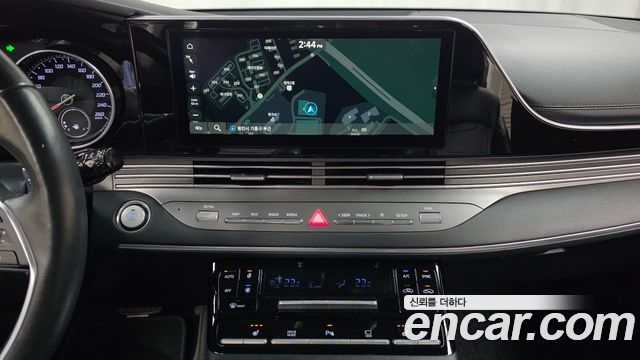 Hyundai Grandeur (IG) 3.0 LPi Rent Car Modern 2022 — фото 12