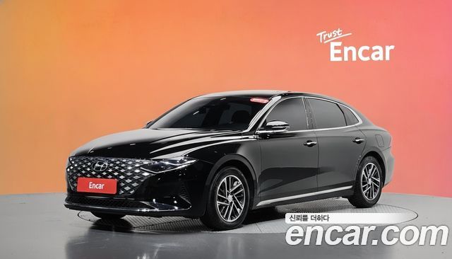 Hyundai Grandeur (IG) 3.0 LPi Rent Car Modern