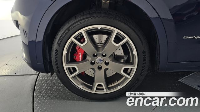 Maserati Levante 3.0 Diesel AWD GranSport 2019 — фото 5