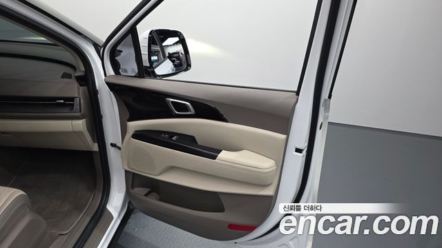 Kia Carnival (IV) Gasoline 11-Seater Prestige 2023 — фото 25
