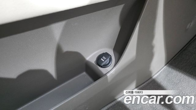 Kia Carnival (IV) Gasoline 11-Seater Prestige 2023 — фото 27