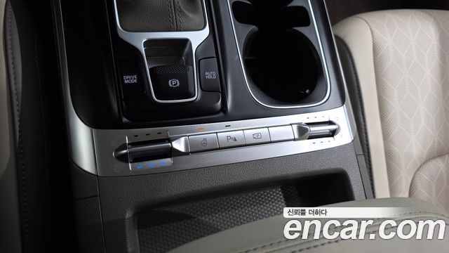 Kia Carnival (IV) Gasoline 11-Seater Prestige 2023 — фото 31