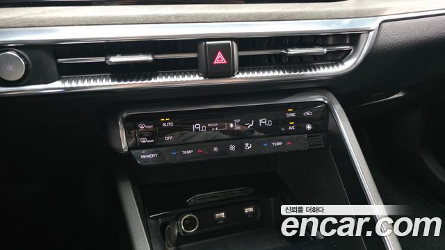 Kia K5 (III) 2.0 Noblesse 2020 — фото 17