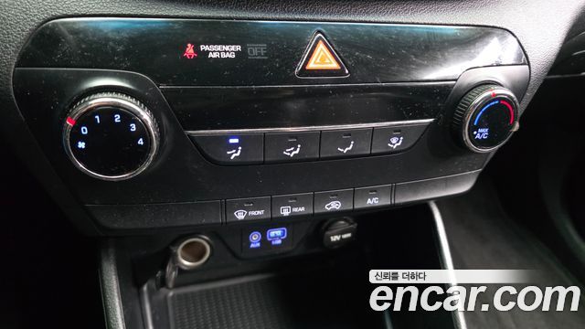 Hyundai Tucson Diesel 1.7 2WD Style 2018 — фото 18