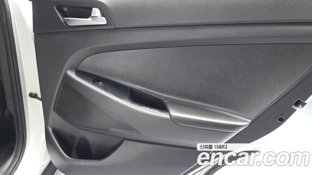 Hyundai Tucson Diesel 1.7 2WD Style 2018 — фото 25