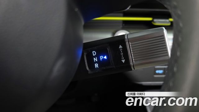 Hyundai Kona Electric (SX2) Long Range Premium 2024 — фото 9