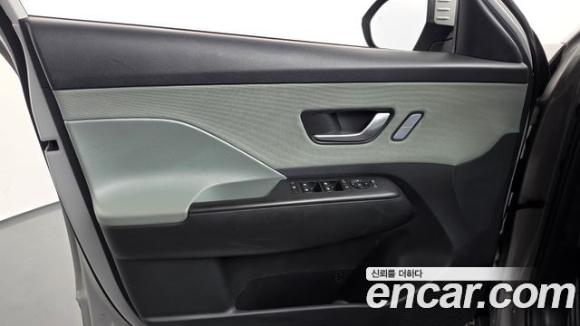 Hyundai Kona Electric (SX2) Long Range Premium 2024 — фото 30