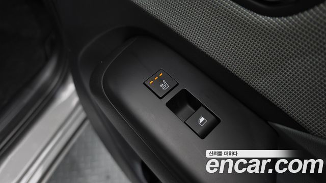 Hyundai Kona Electric (SX2) Long Range Premium 2024 — фото 40