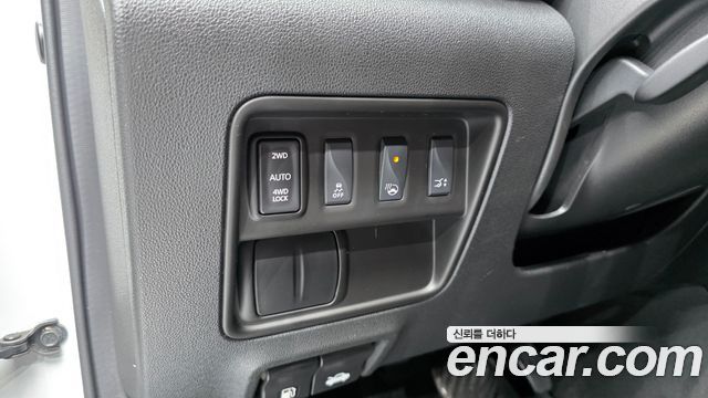 Renault Korea QM6 Diesel 4WD RE Signature 2017 — фото 12
