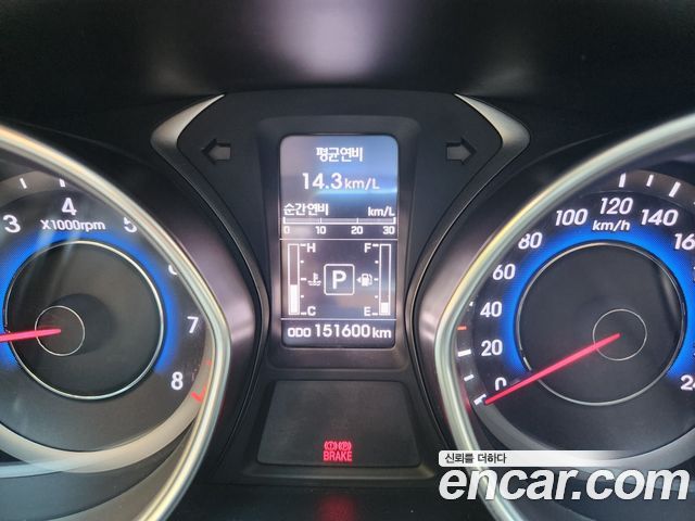 Hyundai Avante 1.6 GDi Modern Standard 2014 — фото 7
