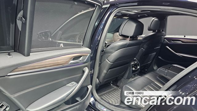 BMW 5 Series (G30) 520d M Sport Package Plus 2018 — фото 17