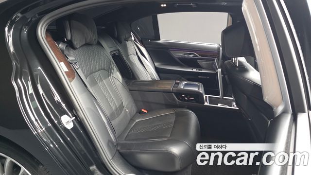 BMW 7 Series (G11) 750Li xDrive Prestige 2016 — фото 12