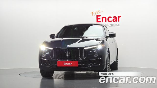 Maserati Levante 3.0 AWD GranLusso 2021 — фото 3