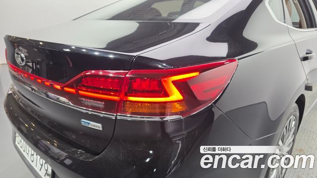 Kia K7 Premier Hybrid Signature 2020 — фото 23