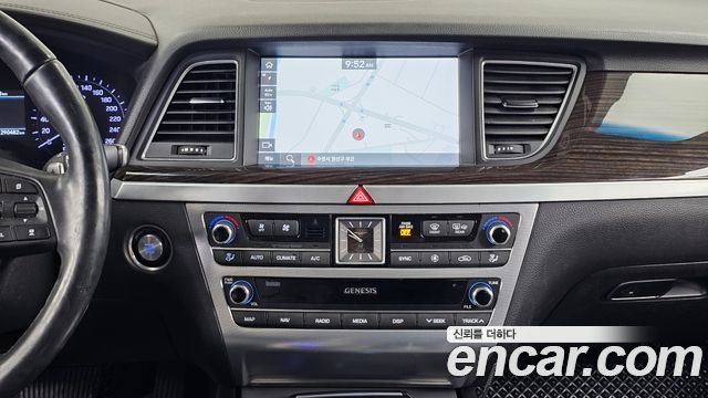 Genesis G80 3.3 GDI AWD Premium Luxury 2019 — фото 14