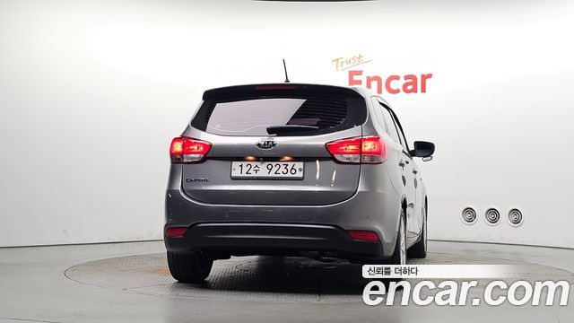 Kia Carens 2.0 LPi Luxury 2014 — фото 4