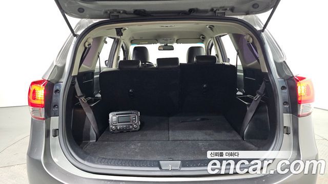 Kia Carens 2.0 LPi Luxury 2014 — фото 36