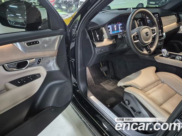 Volvo XC90 (II) B6 Ultra Dark 2026 — фото 16