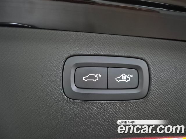 Volvo XC90 (II) B6 Ultra Dark 2026 — фото 23