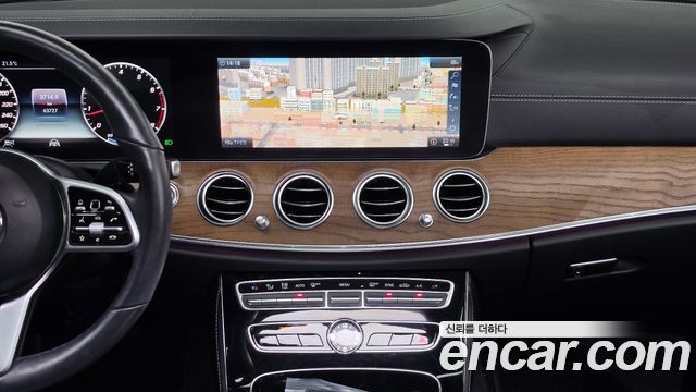 Mercedes-Benz E-Class (W213) E300 4MATIC Exclusive 2019 — фото 15