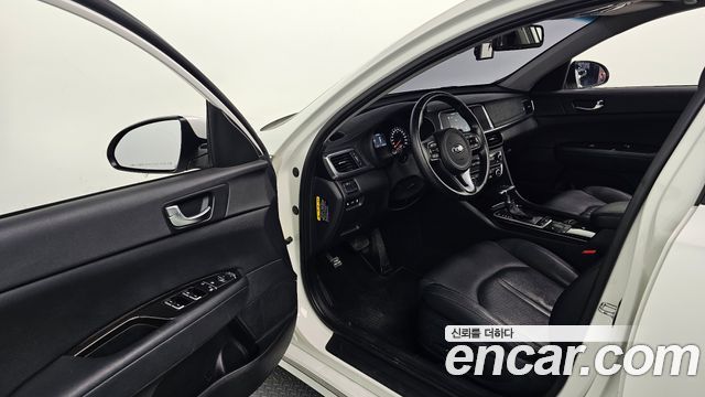 Kia K5 (II) 2.0 MX Prestige 2016 — фото 10