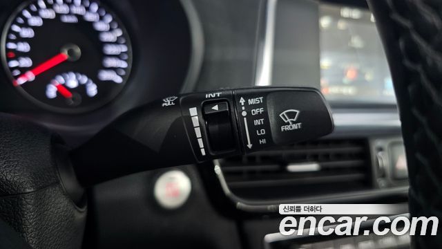 Kia K5 (II) 2.0 MX Prestige 2016 — фото 15