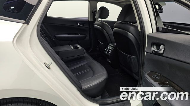 Kia K5 (II) 2.0 MX Prestige 2016 — фото 17
