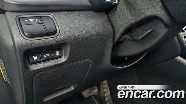 Kia K5 (II) 2.0 MX Prestige 2016 — фото 34