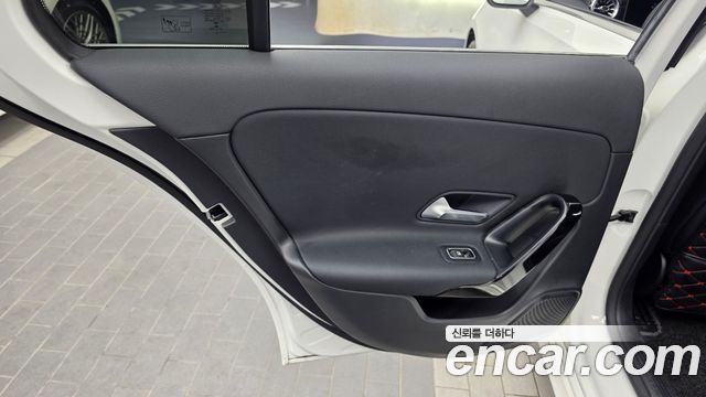 Mercedes-Benz A-Class (W177) A250 4MATIC Sedan 2020 — фото 25