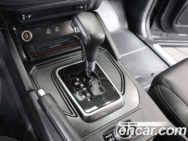 KG Mobility (SsangYong) Rexton Sports Khan Diesel 2.2 4WD Prestige 2024 — фото 9
