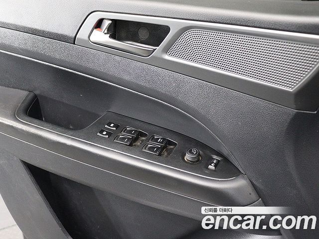 KG Mobility (SsangYong) Rexton Sports Khan Diesel 2.2 4WD Prestige 2024 — фото 19