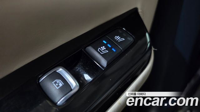 Kia Carnival (IV) Gasoline 9-seater Limousine(Special vehicle) 2022 — фото 19