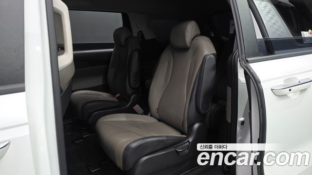 Kia Carnival (IV) Gasoline 9-Seater Prestige 2025 — фото 26