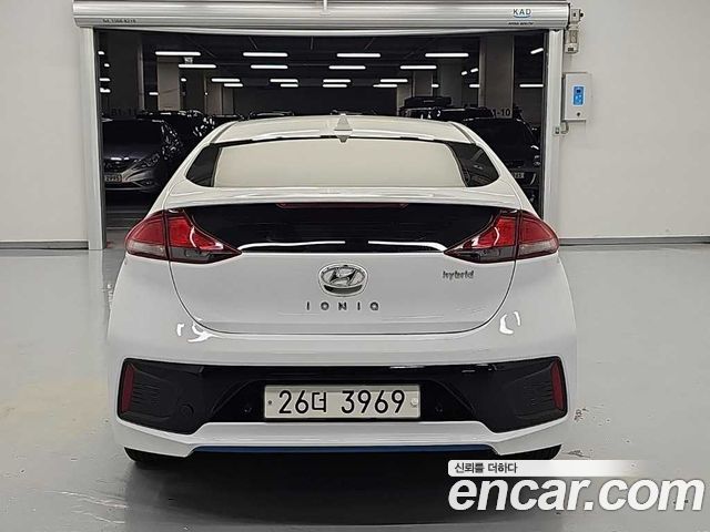 Hyundai Ioniq Hybrid I 2016 — фото 3