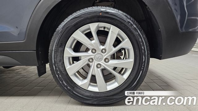 Hyundai Tucson Gasoline 1.6 turbo 2WD Modern 2019 — фото 21