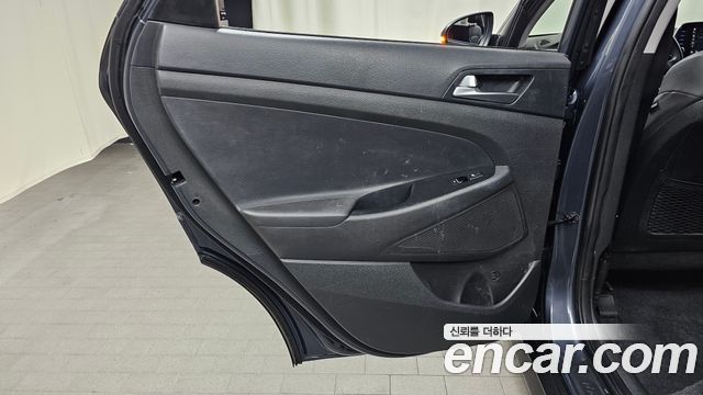 Hyundai Tucson Gasoline 1.6 turbo 2WD Modern 2019 — фото 25