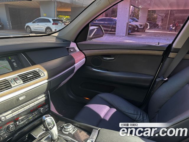 BMW 5 Series GT (F07) GT 2011 — фото 17