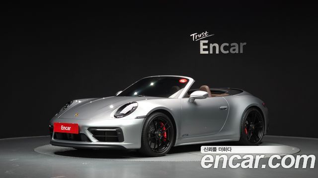 Porsche 911 (992) Carrera 4 GTS Cabriolet