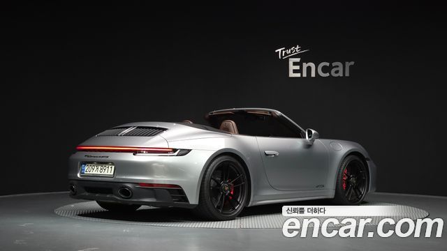 Porsche 911 (992) Carrera 4 GTS Cabriolet 2022 — фото 2