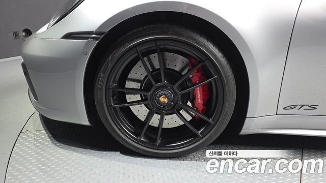 Porsche 911 (992) Carrera 4 GTS Cabriolet 2022 — фото 5