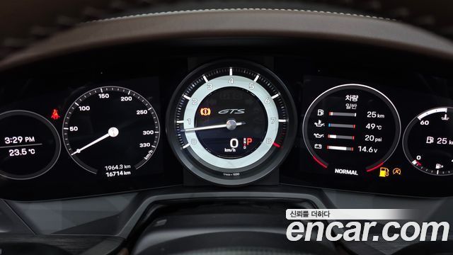 Porsche 911 (992) Carrera 4 GTS Cabriolet 2022 — фото 8