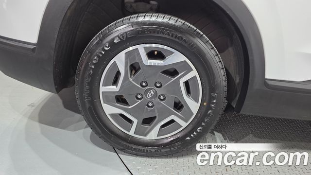 Hyundai Santa Fe HEV 1.6 2WD Exclusive 2023 — фото 5