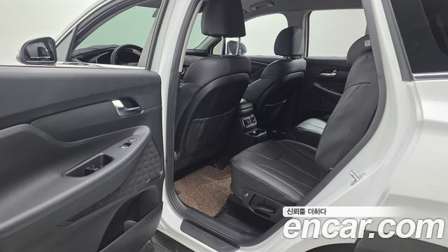 Hyundai Santa Fe HEV 1.6 2WD Exclusive 2023 — фото 19