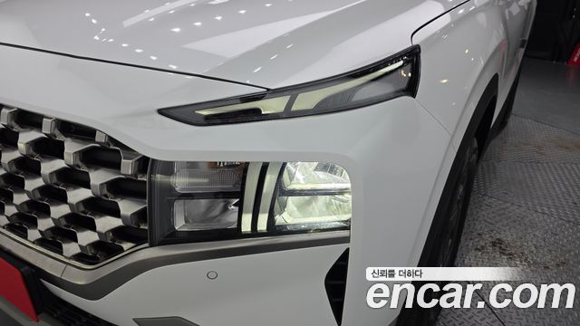 Hyundai Santa Fe HEV 1.6 2WD Exclusive 2023 — фото 22