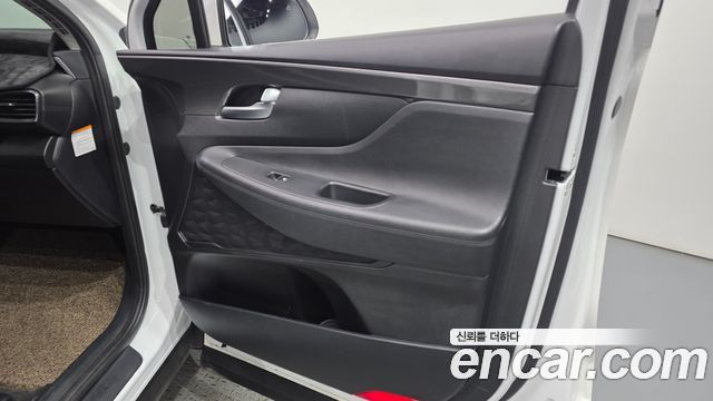 Hyundai Santa Fe HEV 1.6 2WD Exclusive 2023 — фото 24