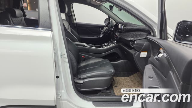 Hyundai Santa Fe HEV 1.6 2WD Exclusive 2023 — фото 26