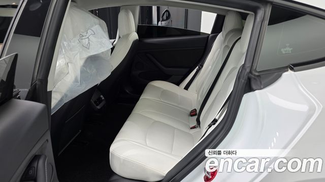 Tesla Model 3 Long Range AWD 2022 — фото 16