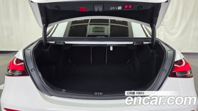 Mercedes-Benz E-Class (W213) E350 4MATIC Exclusive 2023 — фото 20